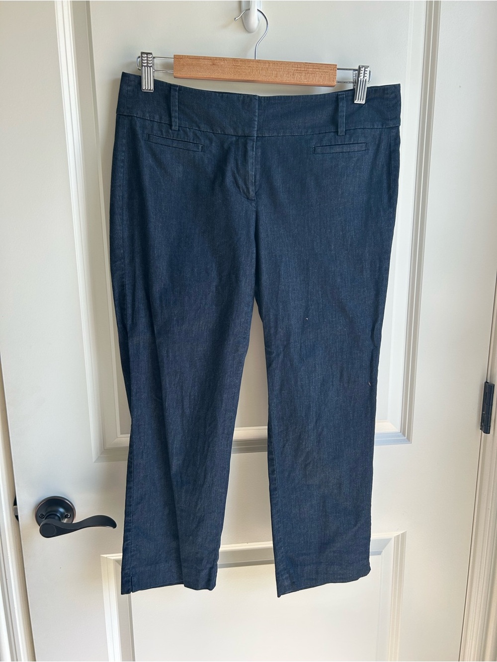 Loft Women's Dark Blue crop pants
